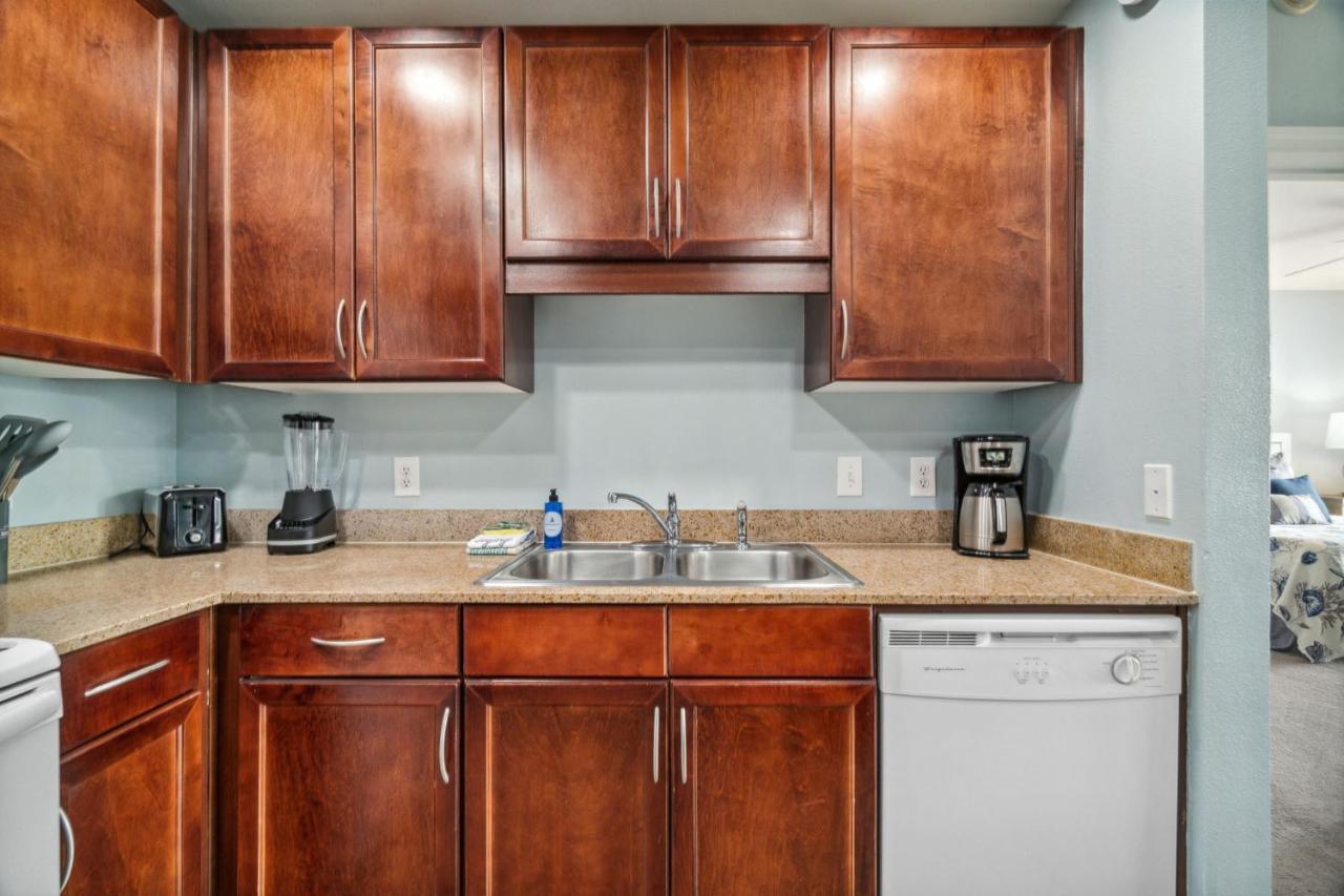 Keep It Beachy At Laketown Wharf #611 By Nautical Properties Vacation Rentals Panama City Beach Exteriér fotografie