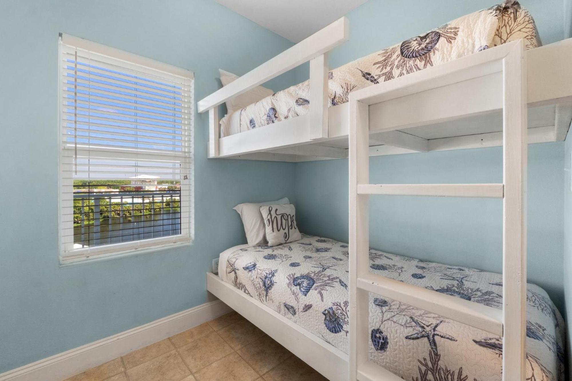 Keep It Beachy At Laketown Wharf #611 By Nautical Properties Vacation Rentals Panama City Beach Exteriér fotografie